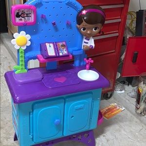 Doc mcstuffins toy